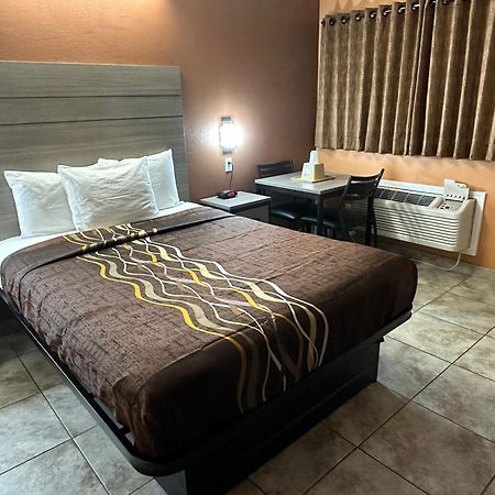 New Corral Motel Victorville Buitenkant foto