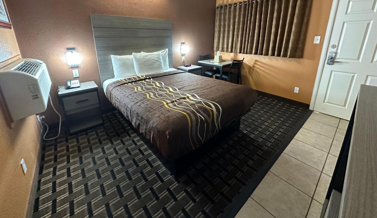 New Corral Motel Victorville Buitenkant foto