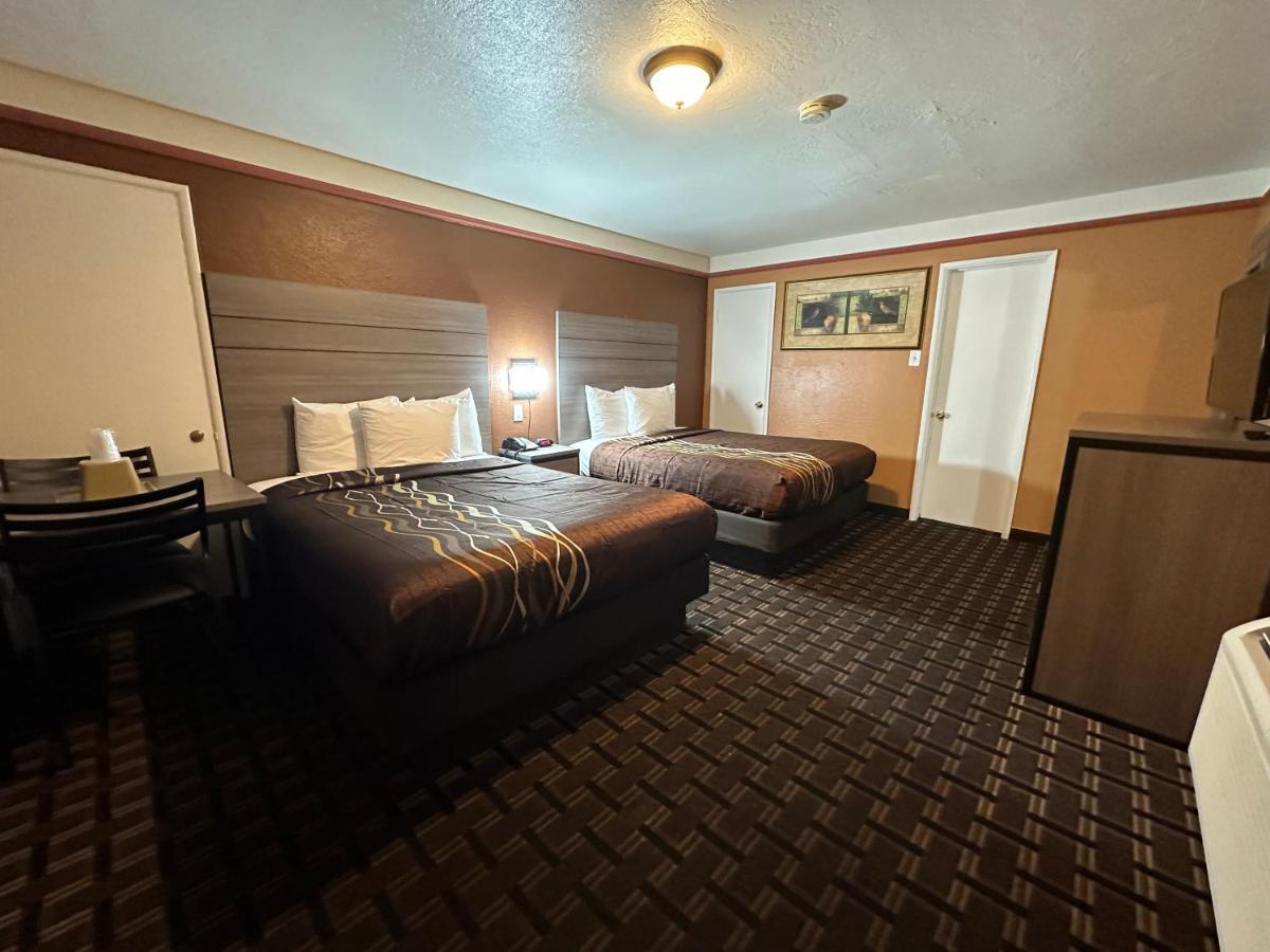 New Corral Motel Victorville Buitenkant foto