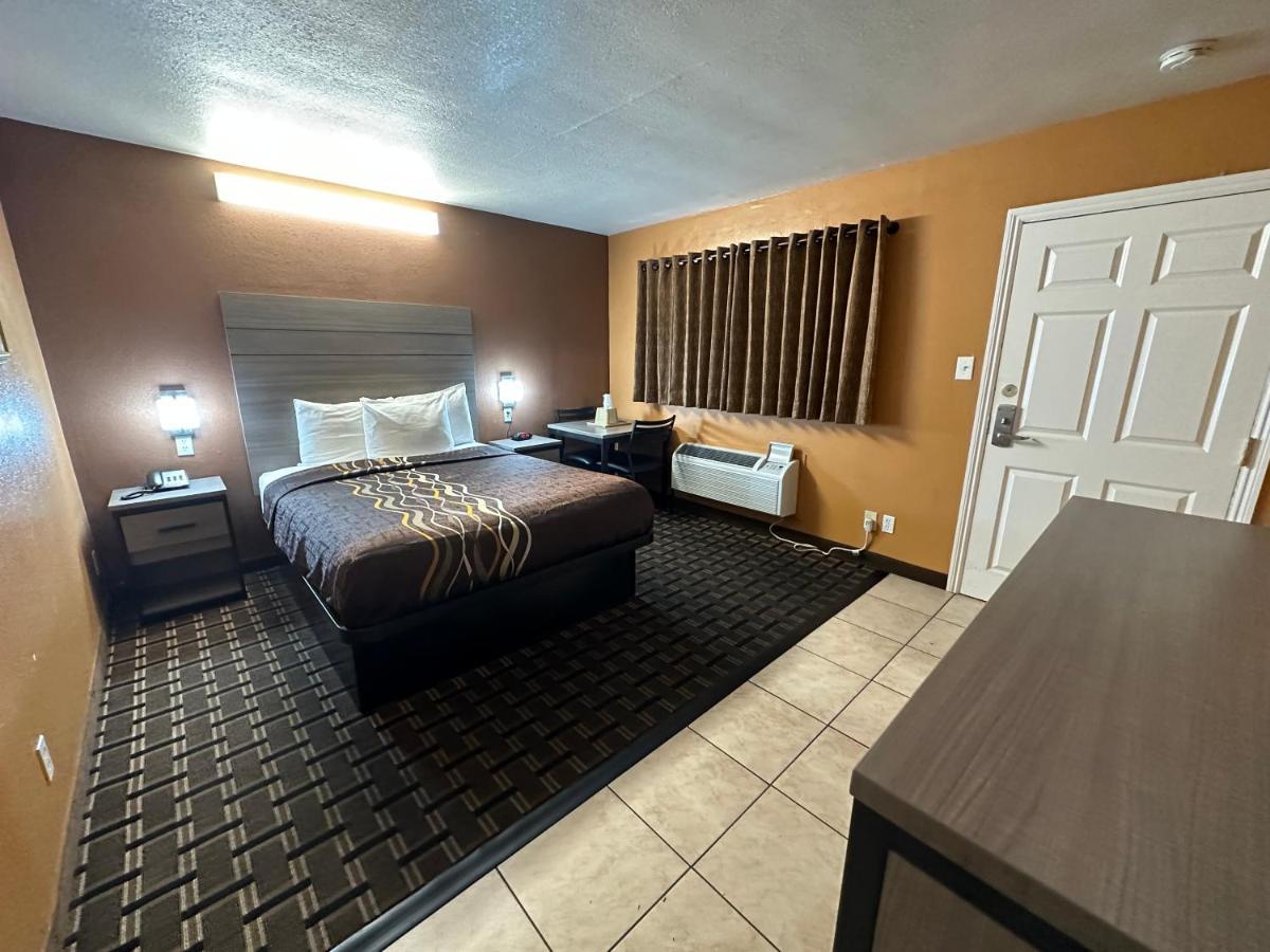 New Corral Motel Victorville Buitenkant foto