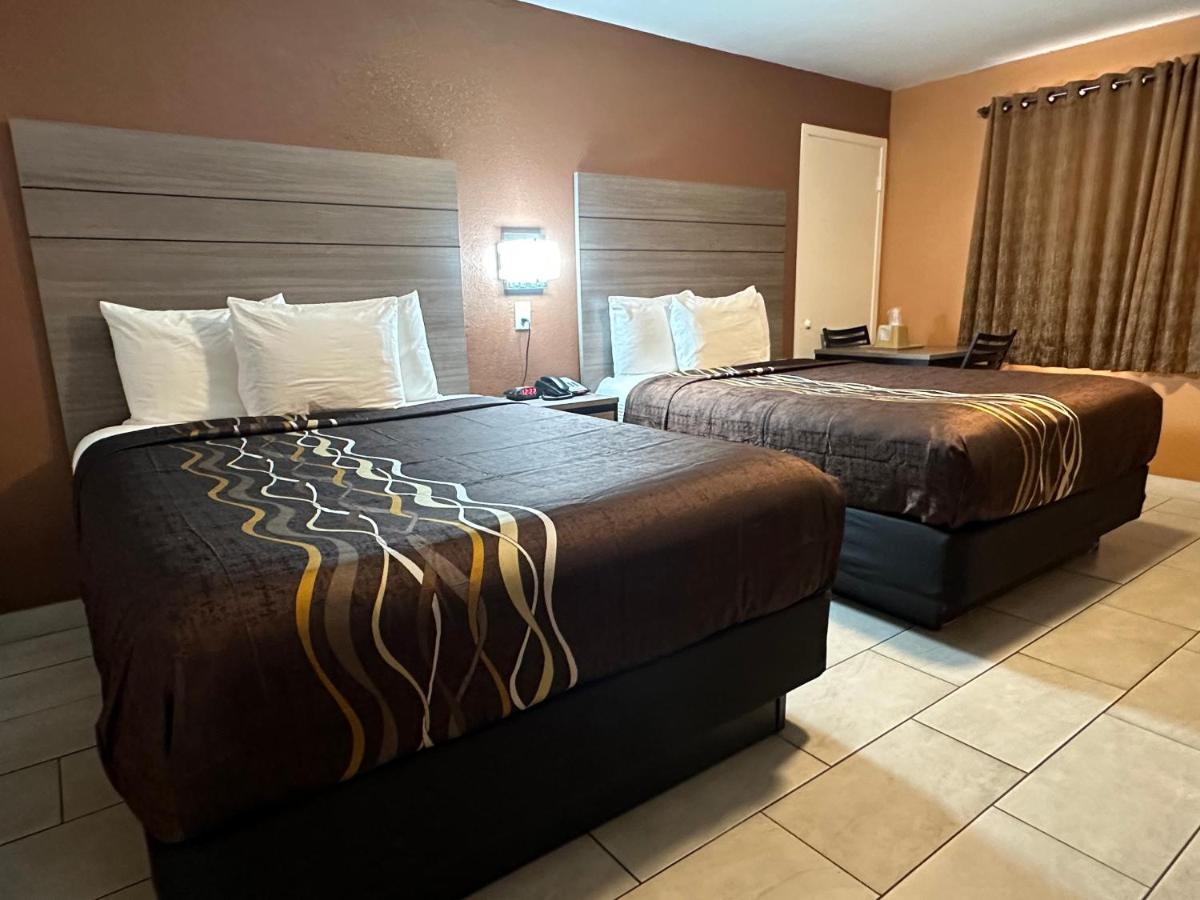 New Corral Motel Victorville Buitenkant foto
