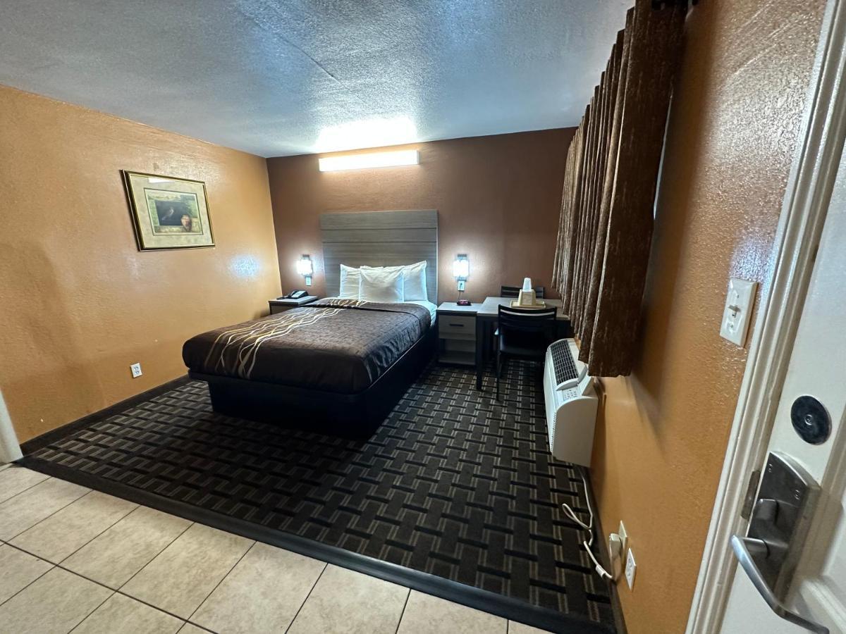 New Corral Motel Victorville Buitenkant foto